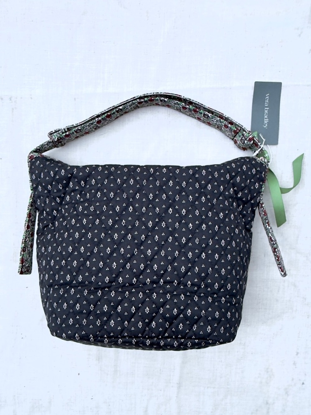 Vera Bradley Premium Cotton Astoria Bag in Holly Days - Picture 3 of 12